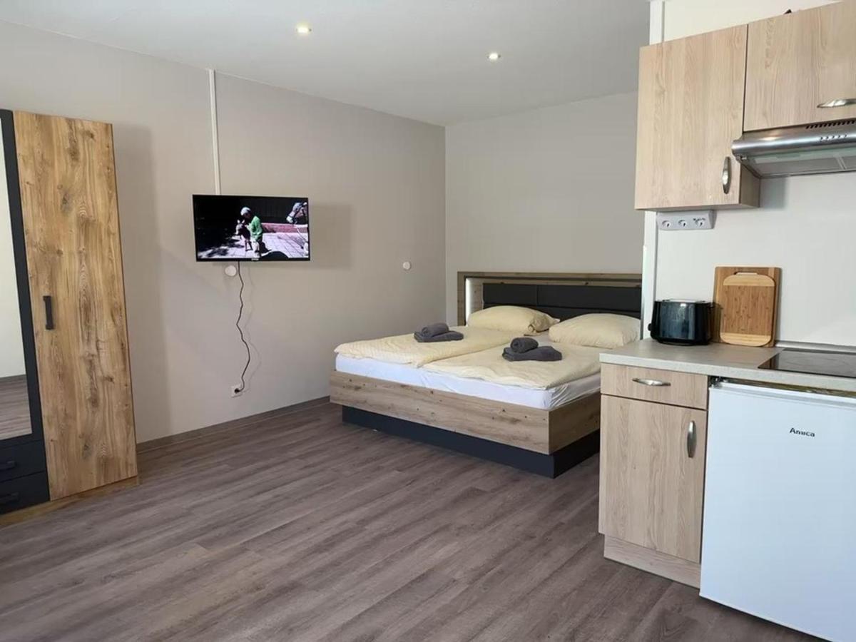 Gaestehaus Lietzow & Stoertebeker Camp Room photo
